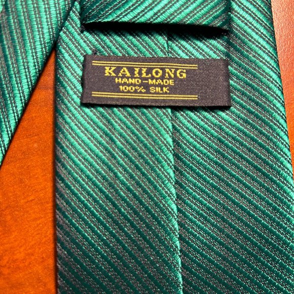 Men's 100%  Silk Ties lot of 2 - Picture 4 of 9